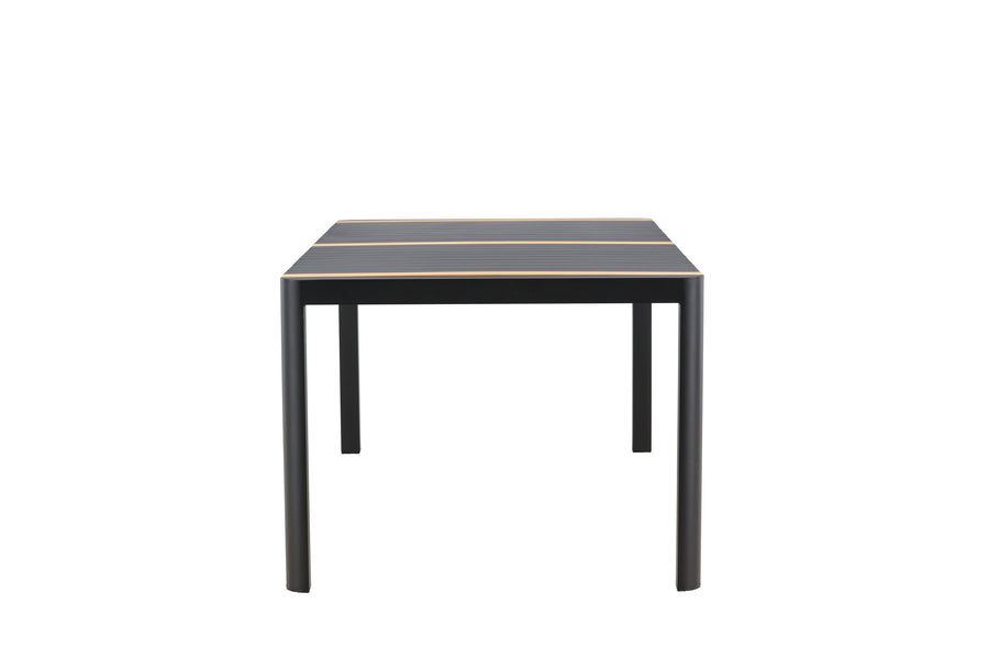 Togo Tisch 