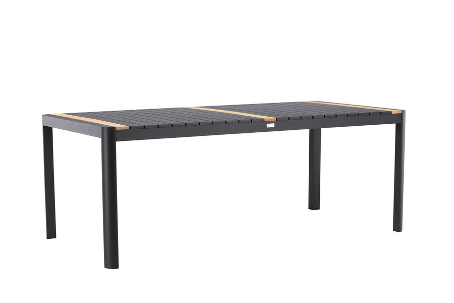 Togo Tisch 