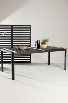 Togo Tisch 