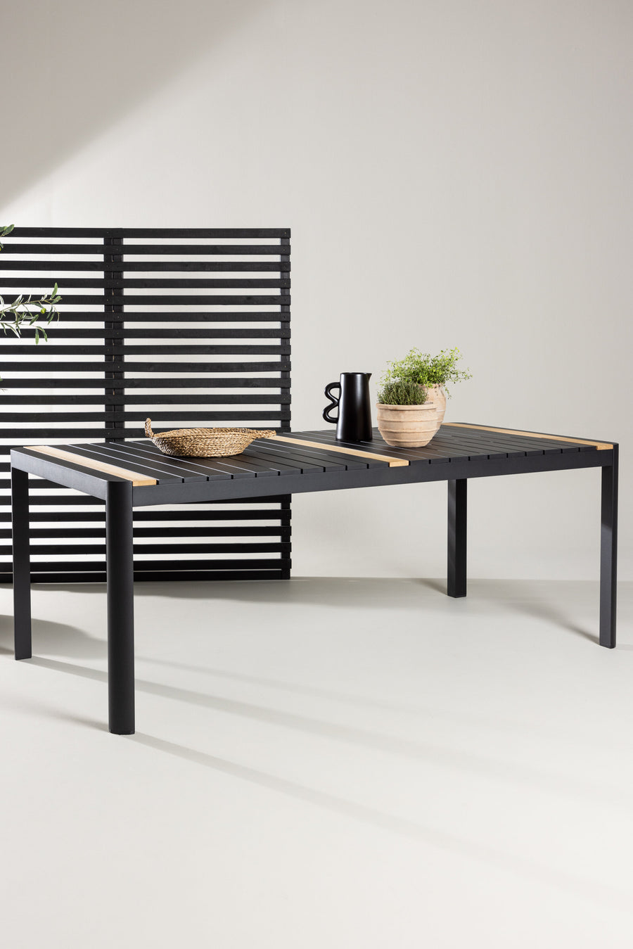 Togo Tisch 
