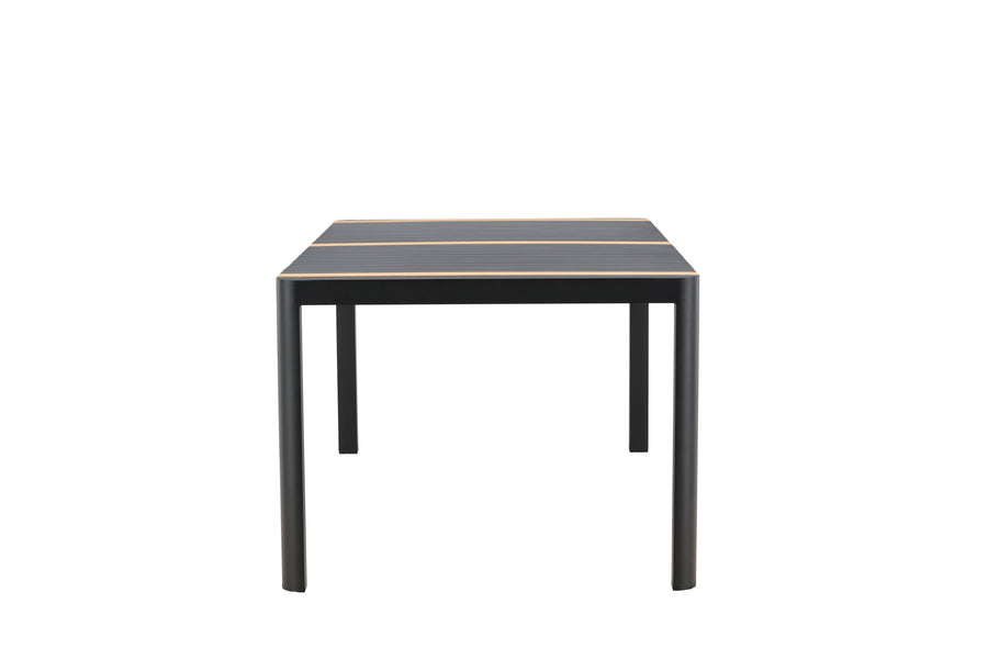 Togo Tisch 