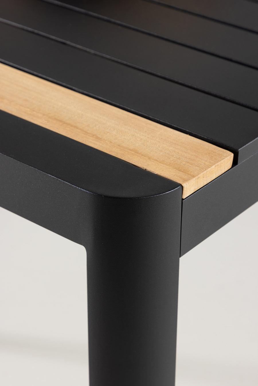 Togo Tisch 