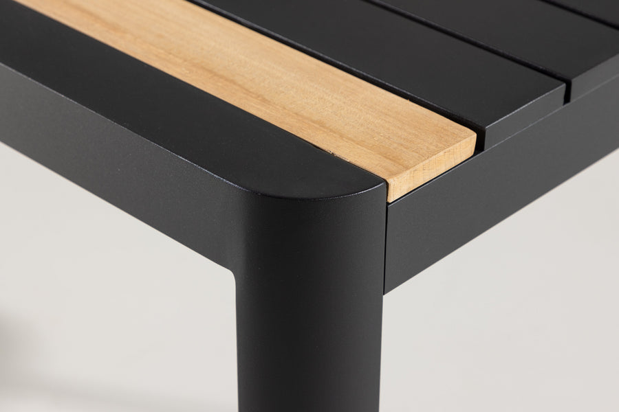 Togo Tisch 