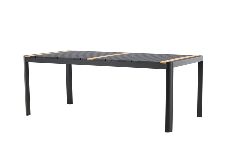 Togo Tisch 