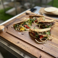 Schneidebrett mit Dipschalen