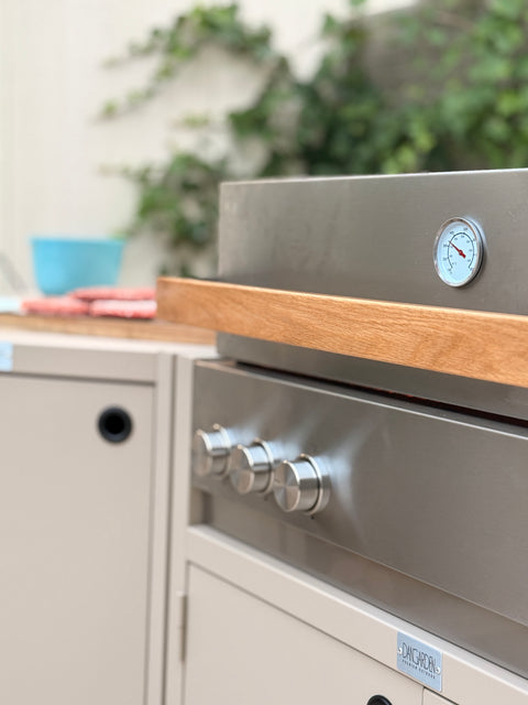 Kombinieren Sie aus mehreren verschiedenen Outdoorküchenmodulen