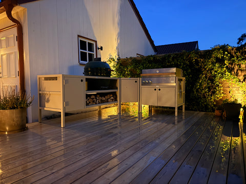 Kombinieren Sie aus mehreren verschiedenen Outdoorküchenmodulen