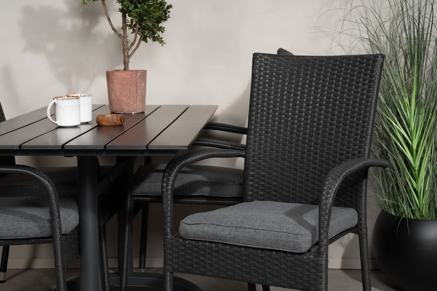 Essgruppe Denver mit den Stühlen Anna 