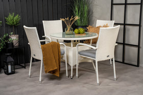 Essgruppe Volta mit den Stühlen Anna 