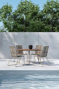 San Vito Essgruppe mit den Stühlen Bois 