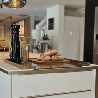 UMAMI Pizzabacktisch