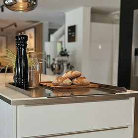 UMAMI Pizzabacktisch